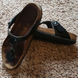 Birkenstocks Gizeh Sandal